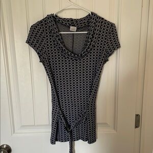 S Black and White Geometric Belted top